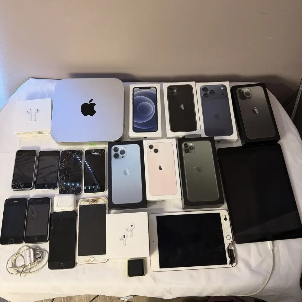 Apple products lot (28 items) Iphones, Mini Mac, tablet, boxes, accessories more